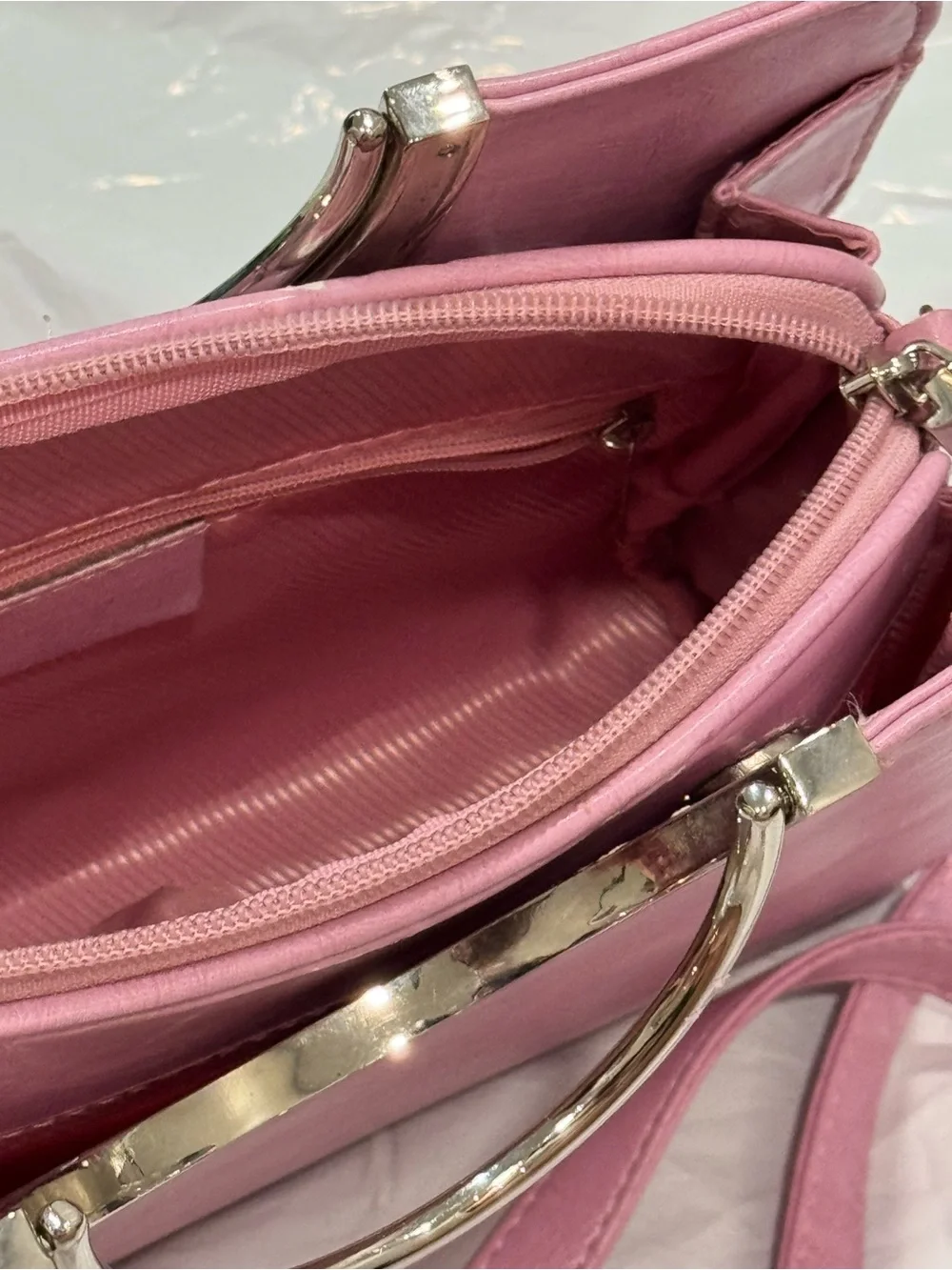 Vintage Mauve Pink Retro 70s Art Deco Mod Convertible Ring-Handle Tote + Strap